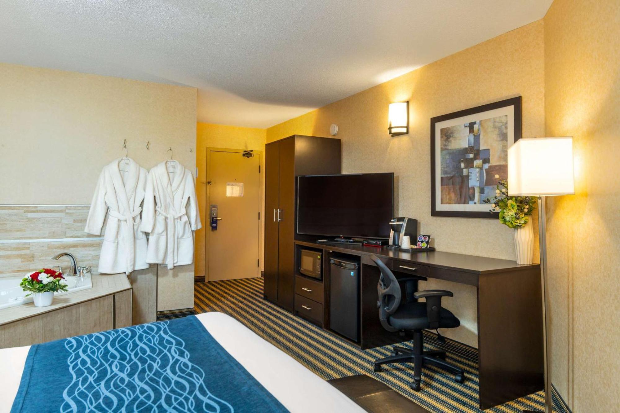 Comfort Inn Сент-Томас Экстерьер фото