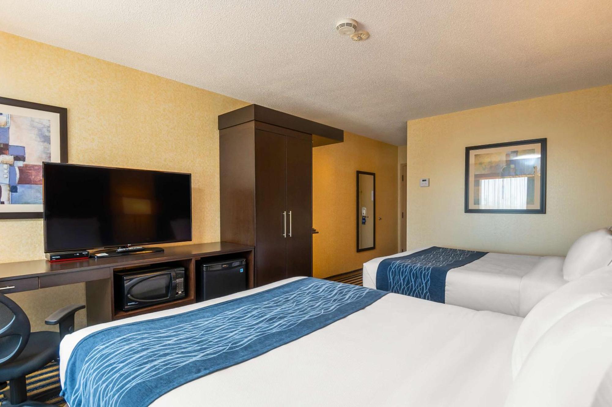 Comfort Inn Сент-Томас Экстерьер фото