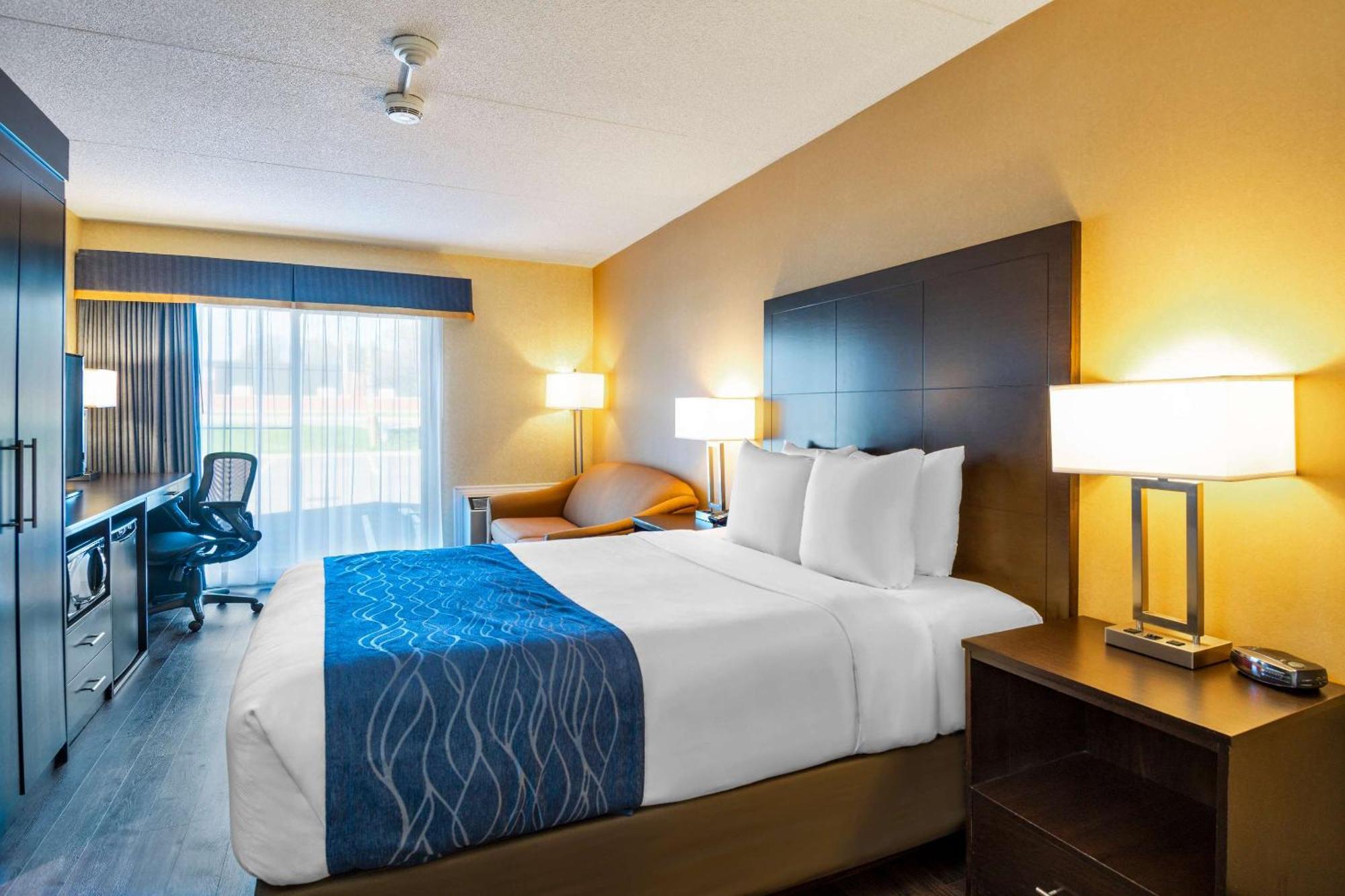 Comfort Inn Сент-Томас Экстерьер фото