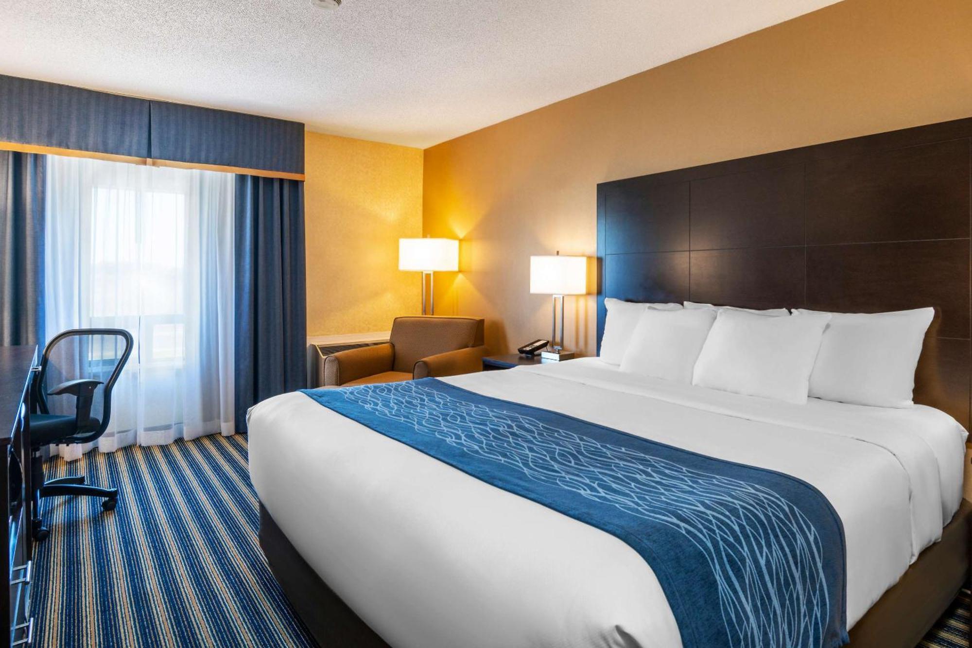 Comfort Inn Сент-Томас Экстерьер фото