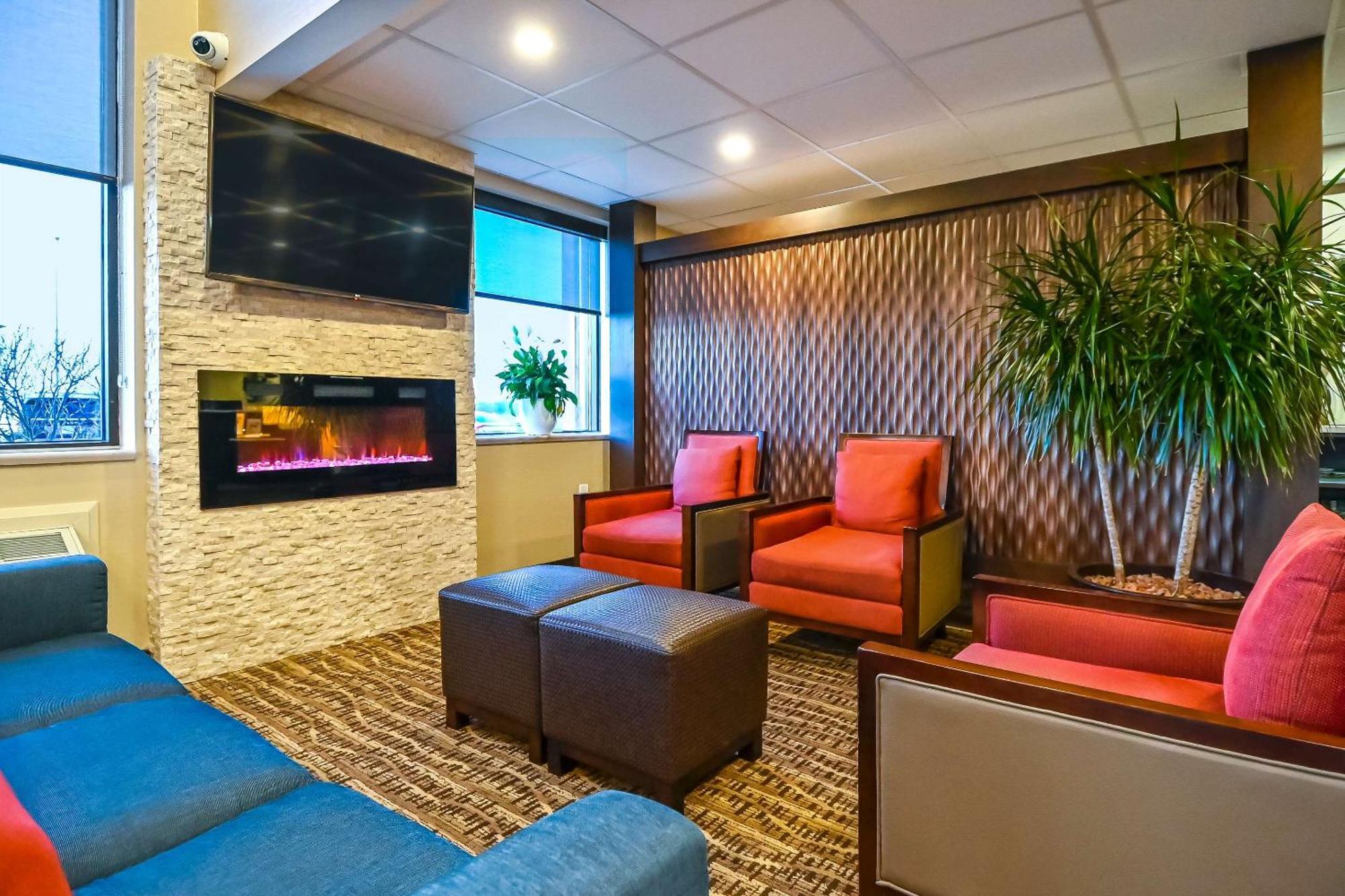 Comfort Inn Сент-Томас Экстерьер фото