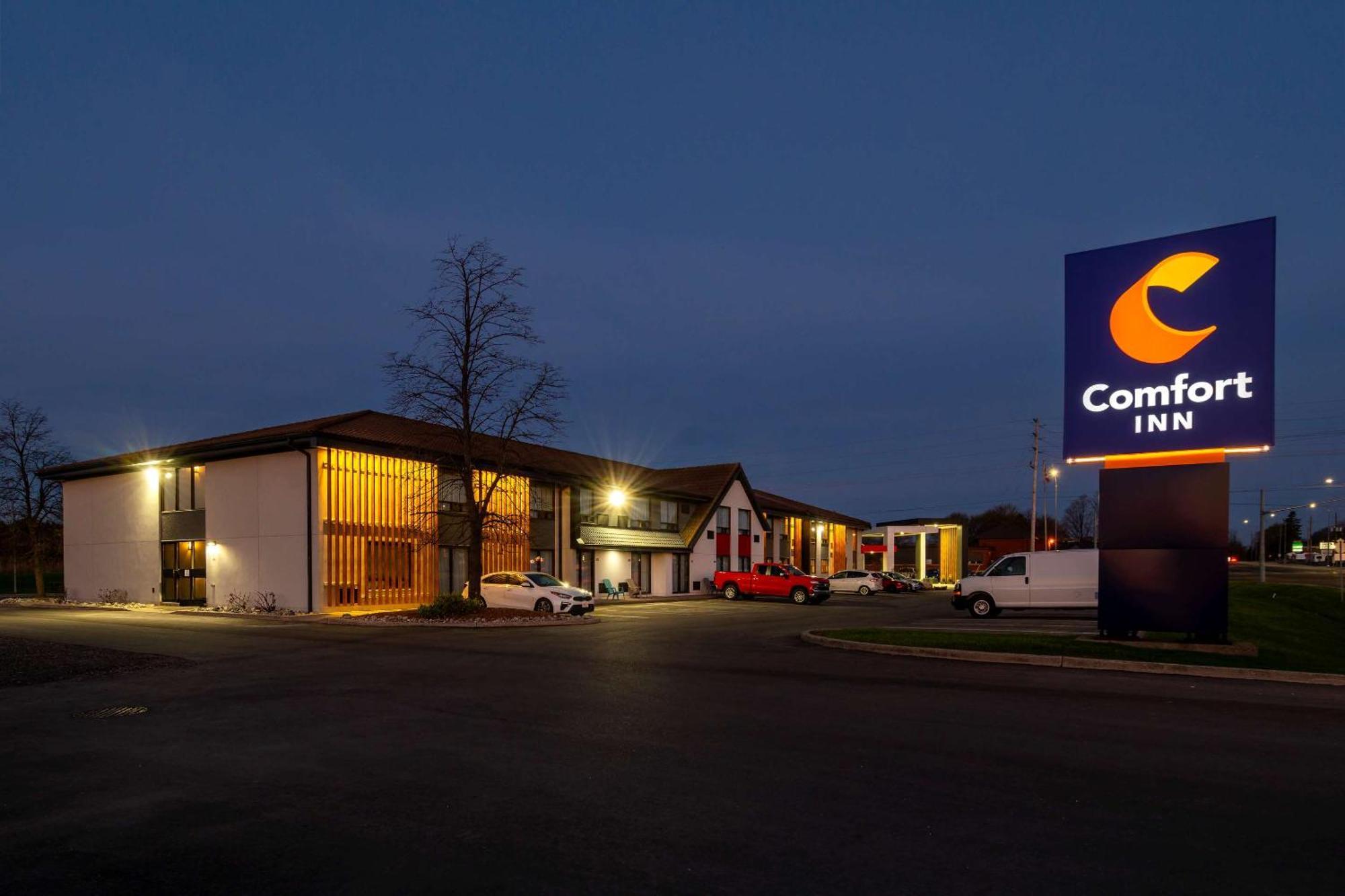Comfort Inn Сент-Томас Экстерьер фото