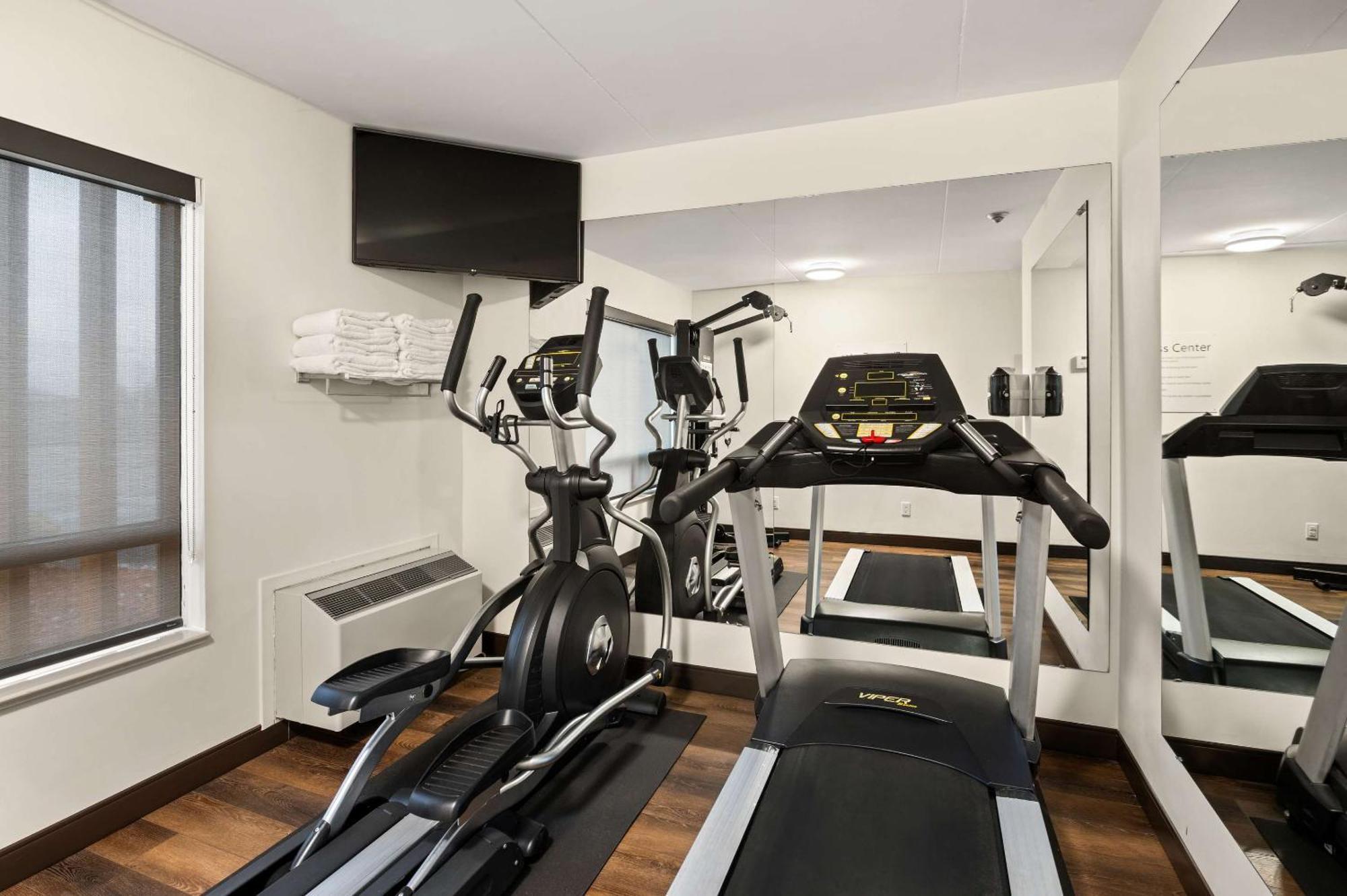 Comfort Inn Сент-Томас Экстерьер фото